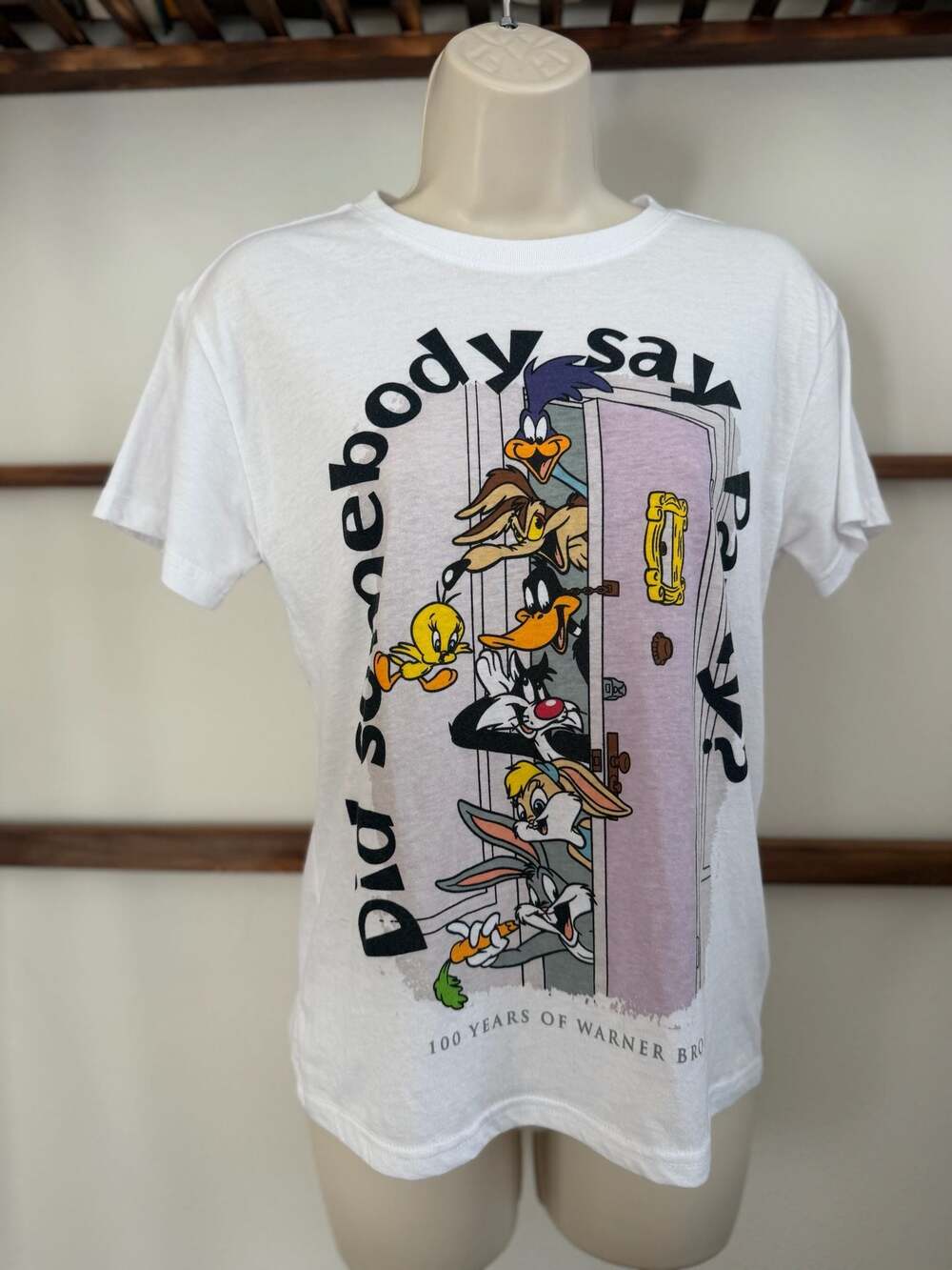 Warner Bros 100 Years Did Somebody Say Party Looney Tunes White T-Shirt Size S